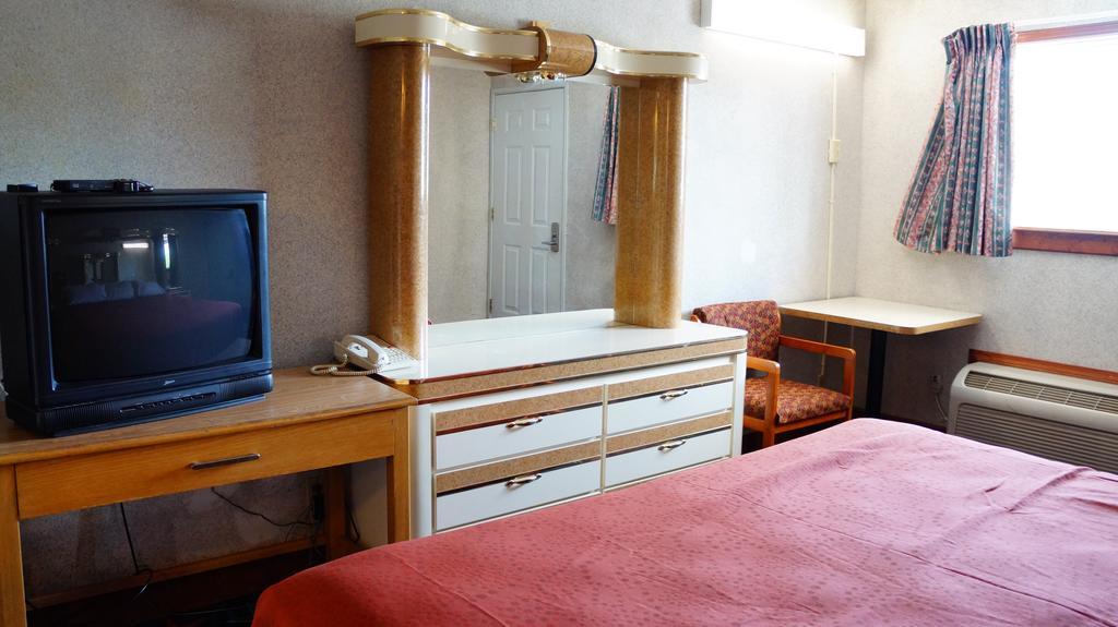 Royale Inn Kansas City Eksteriør billede