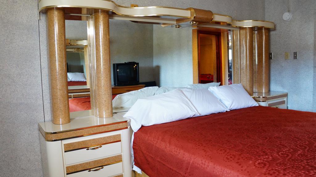 Royale Inn Kansas City Værelse billede