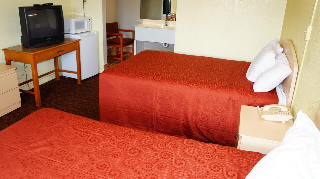Royale Inn Kansas City Eksteriør billede